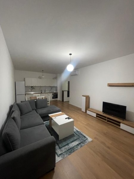 Tirane, jap me qera apartament 2+1 Kati 3, 112 m² 850 € (Don Bosko)