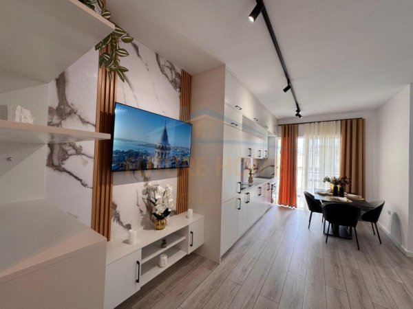 Durres, shitet apartament 1+1 Kati 4, 68 m² 116.000 € (RROTA E KUQE,DURRES)