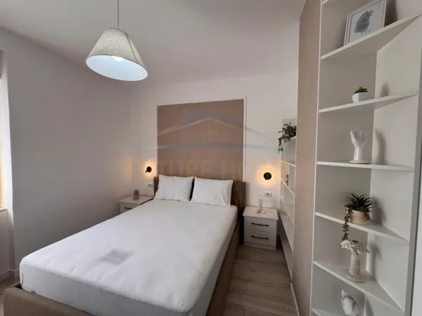 Durres, shitet apartament 1+1 Kati 4, 68 m² 105.000 € (RROTA E KUQE,DURRES)