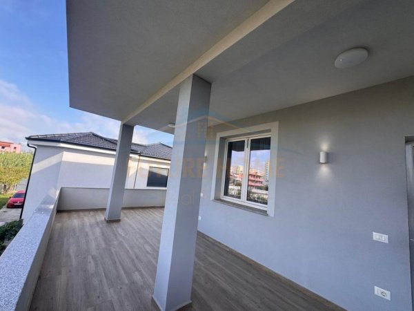 jepet me qera apartament 3 Katshe , 158 m² 1.000 € (PLAZH HEKURUDHA,DURRES)