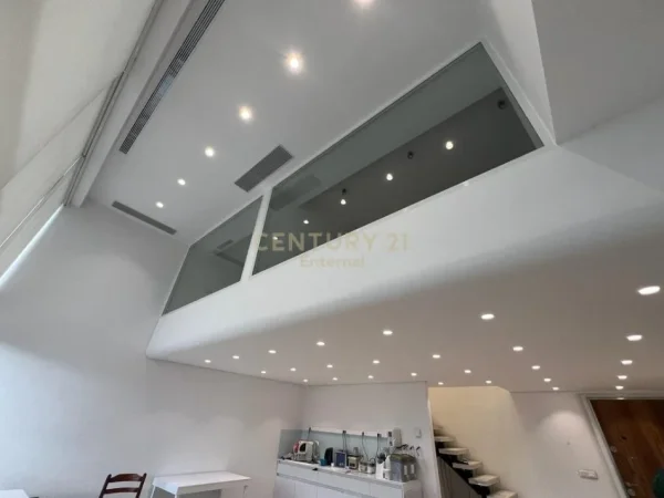 Tirane, jepet me qera ambjent biznesi Kati 1, 110 m² 1.500 € (Golden Park)