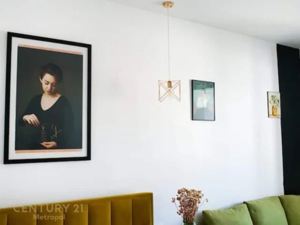 Tirane, shes apartament 2+1+Aneks+Ballkon Kati 4, 78 m² 185.000 € 