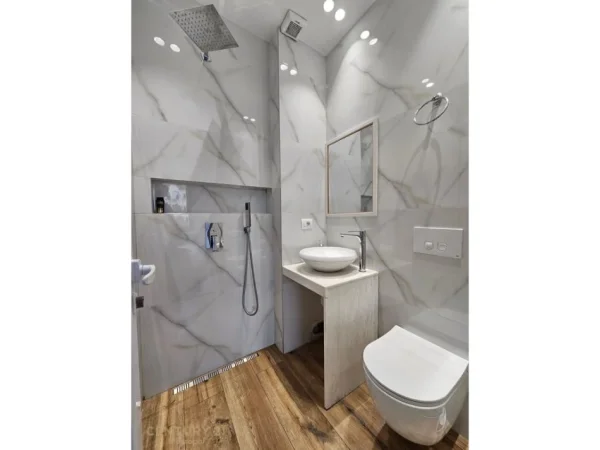 Tirane, shes apartament 2+1+Aneks+Ballkon Kati 4, 78 m² 185.000 € 