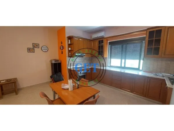 Durres, jepet me qera apartament 1+1 Kati 3, 75 m² 350 € (Plazh Iliria)