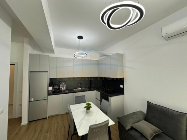Tirane, jepet me qera apartament 1+1 Kati 3, 51 m² 450 € (Kompleksi Kaimi)