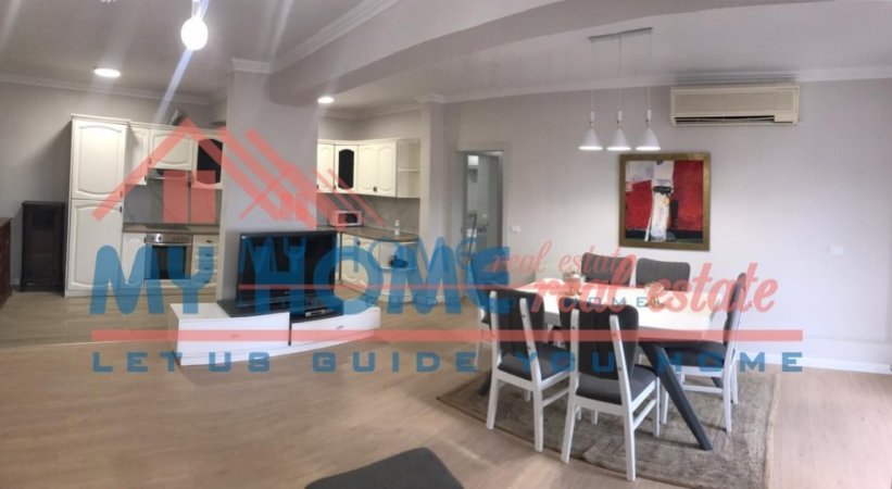 Tirane, jepet me qera apartament 3+1+Ballkon Kati 6, 125 m² 1.200 € (Piaza)