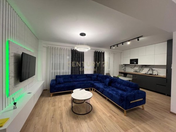Tirane, jepet me qera apartament 2+1 Kati 3, 108 m² 1.500 € (Te Garden Side Residence Prane Air Albania)