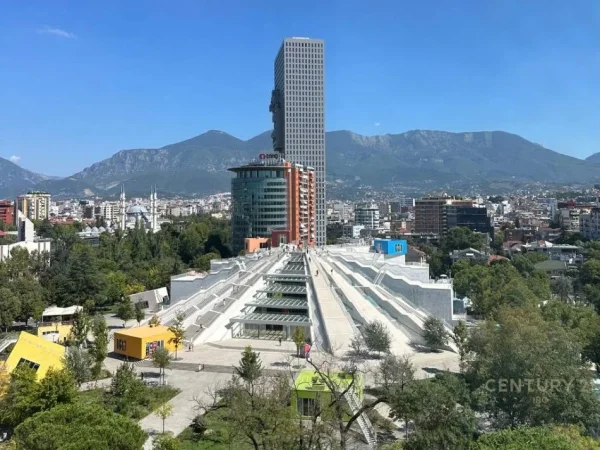 Tirane, jepet me qera zyre Kati 10, 456 m² 9.120 € (Kullat Binjake)