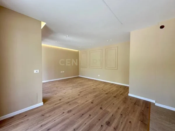 Tirane, shitet apartament 2+1+Aneks+Ballkon Kati 1, 107 m² 214.000 € (Neom122608)