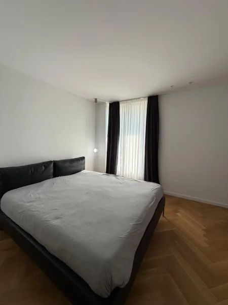 Tirane, shitet Vile 1 Katshe Kati 1, 420 m² (Mullet)