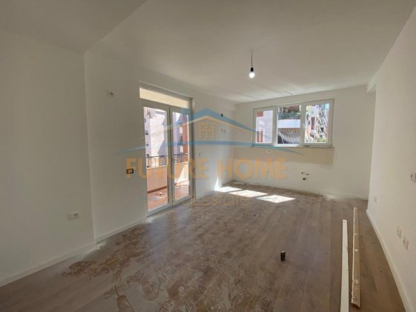 Tirane, shitet apartament 1+1+Ballkon Kati 5, 62 m² 167.000 € (Rruga Margarita Tutulani)