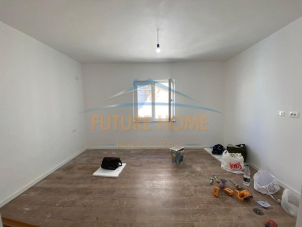 Tirane, shitet apartament 1+1+Ballkon Kati 5, 62 m² 167.000 € (Rruga Margarita Tutulani)