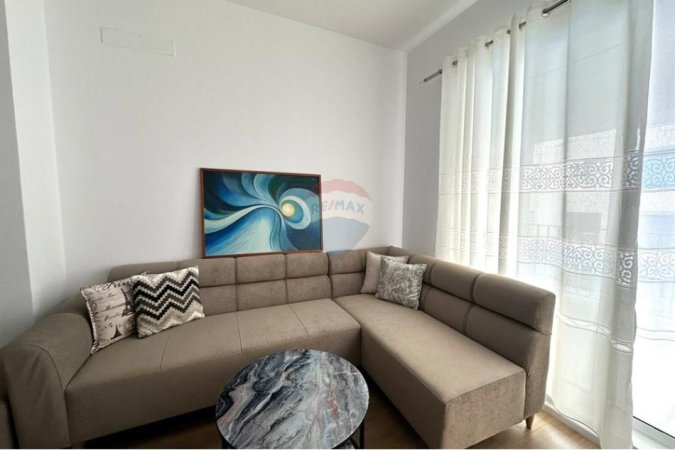 Tirane, jepet me qera apartament 1+1+Ballkon , 60 m² 450 € (Ali Demi)