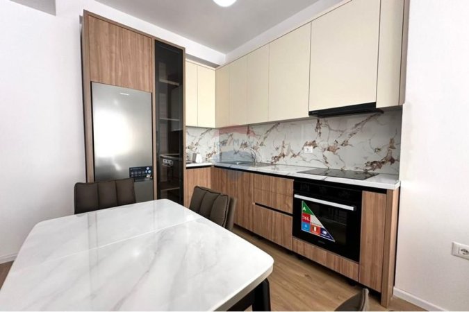 Tirane, jepet me qera apartament 1+1+Ballkon , 60 m² 450 € (Ali Demi)