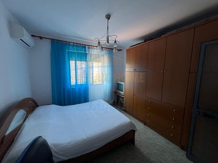 Tirane, shitet apartament 1+1+Ballkon Kati 4, 53 m² 107.000 € (Shkolla 1 Maji)