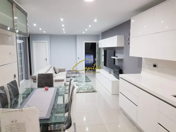 Tirane, shitet apartament 1+1 Kati 1, 36 m² 85.000 € (LAPRAKE)