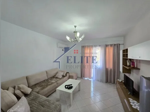 Tirane, shitet apartament 2+1+Ballkon Kati 4, 92 m² 140.000 € (Astir)