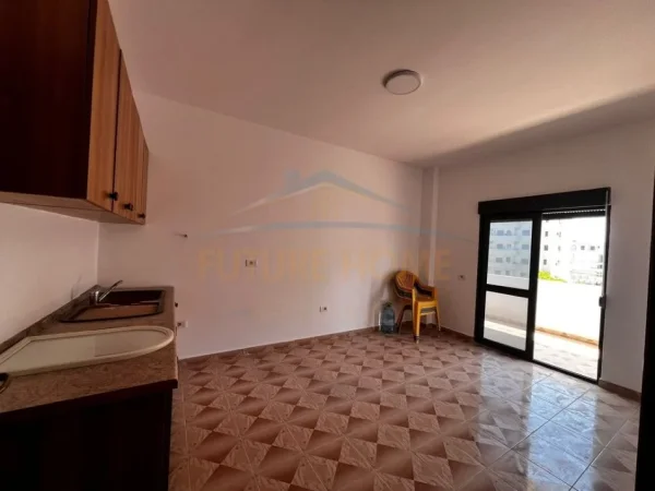 Durres, shitet apartament Kati 3, 74 m² 85.000 € 