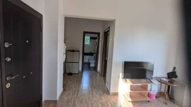 Tirane, jepet me qera shtepi 2+1+Ballkon Kati 2, 115 m² 350 € (kodra e priftit)