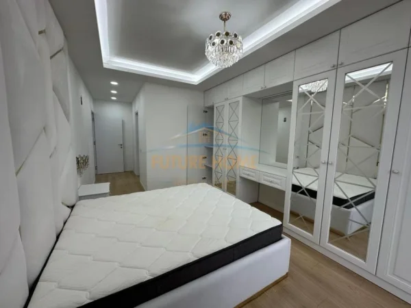 Tirane, jepet me qera apartament 2+1+Ballkon Kati 6, 88 m² 800 € (Rruga Dritan Hoxha)