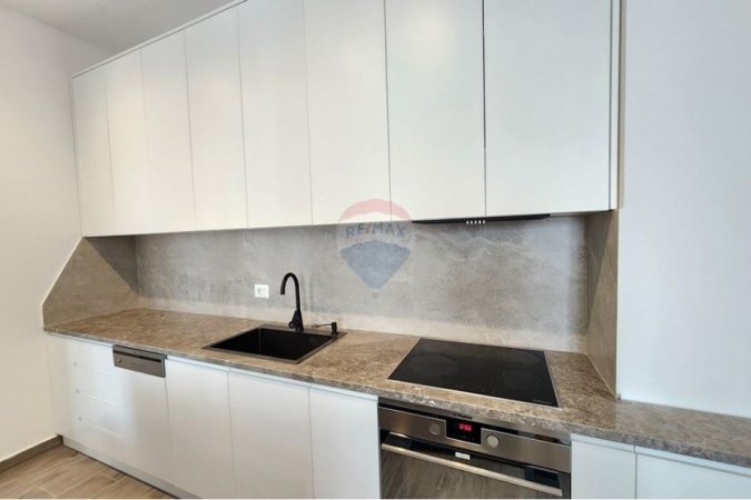 Tirane, jepet me qera apartament 1+1+Ballkon , 800 € 