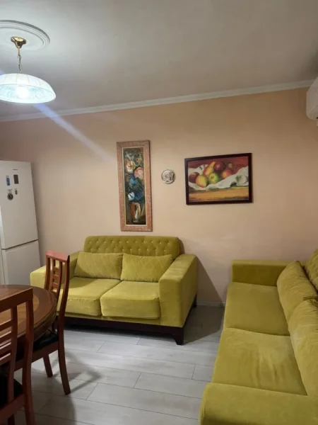 Tirane, jepet me qera apartament 1+1 Kati 1, 60 m² 550 € (myslym shyr , prane someg)