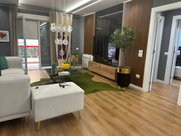 Tirane, shitet apartament 2+1 Kati 3, 95 m² 250.000 € (Liqeni i Thate)