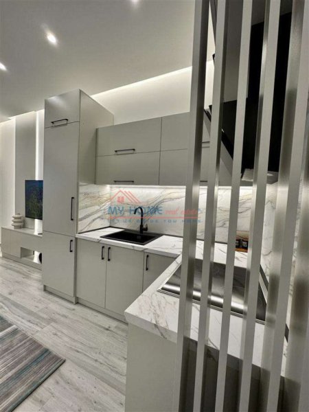 Tirane, shitet garsonier Kati 1, 38 m² 85.000 € (Rruga Dritan Hoxha)