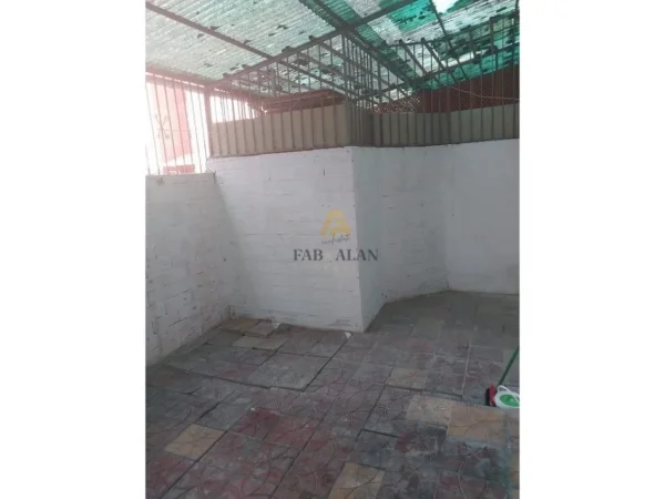 Tirane, shitet garsonier Kati 0, 68 m² 70.000 € (Shkolla e Bashkuar)