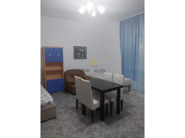 Tirane, shitet garsonier Kati 0, 68 m² 70.000 € (Shkolla e Bashkuar)