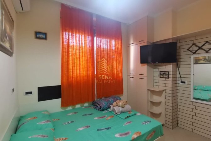 Tirane, jepet me qera apartament 1+1 Kati 2, 40 m² 370 € (Rruga Siri Kodra)