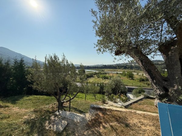 Tirane, shitet Vile 2 Katshe Kati 2, 2.440 m² (Mullet)