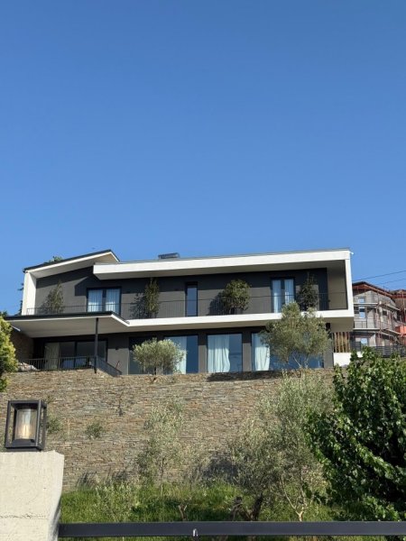 Tirane, shitet Vile 2 Katshe Kati 2, 2.440 m² (Mullet)