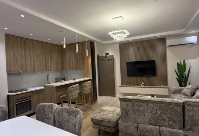 Tirane, jepet me qera apartament 2+1 Kati 2, 150 m² 800 € (KOPSHTI BOTANIK)