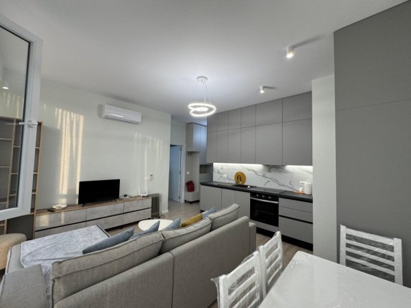 Tirane, jepet me qera apartament 1+1 Kati 9, 55 m² 700 €