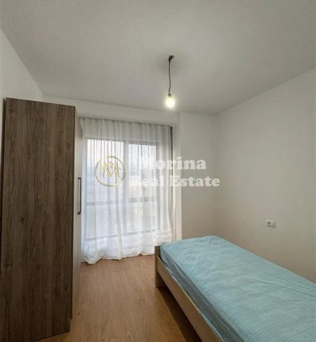 Tirane, jepet me qera apartament 2+1 Kati 3, 120 m² 450 € (Rruga 5 Maj)