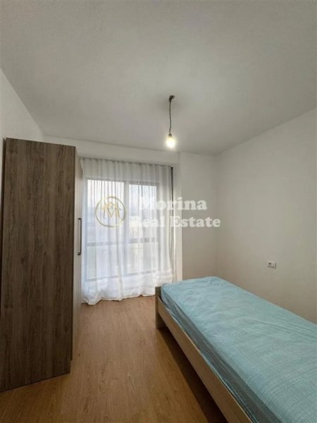 Tirane, jepet me qera apartament 2+1 Kati 3, 120 m² 450 € (Rruga 5 Maj)