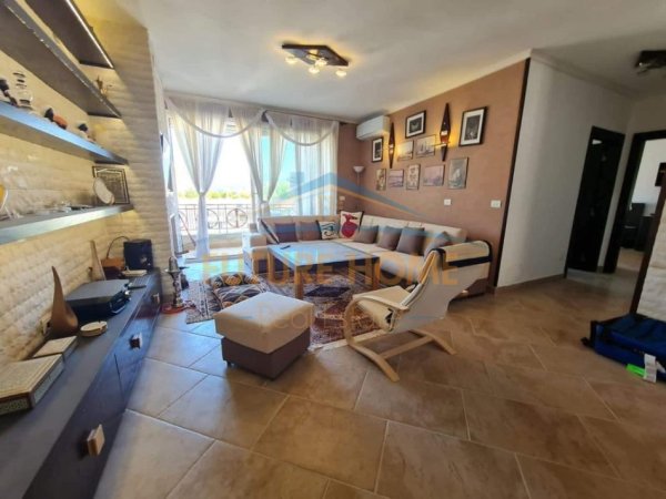 Tirane, shes apartament 3+1+Ballkon Kati 2, 150 m² 280.000 € (Kodra Diellit 2, Tiranë)