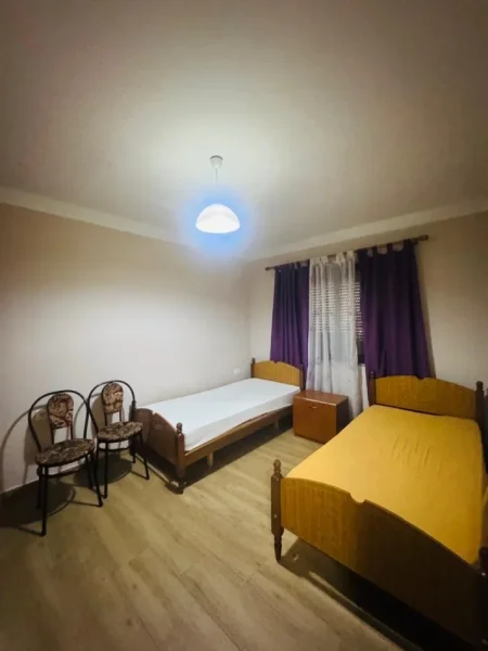 Tirane, jepet me qera apartament Kati 5, 70 m² 500 € (Zog zi . te gazheli)