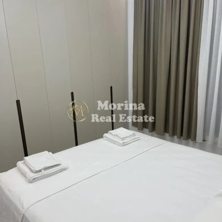 Tirane, jepet me qera apartament 2+1 Kati 1, 108 m² 850 € (Ish Sheshi Shqiponja)