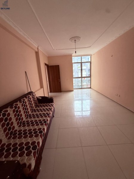 Tirane, shitet apartament 2+1 Kati 4, 100 m² 140.000 € (Astir)