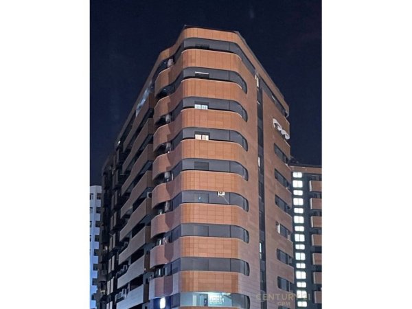Tirane, jepet me qera apartament 2+1+Aneks+Ballkon Kati 4, 104 m² 700 € (OASIS REZIDENCE)