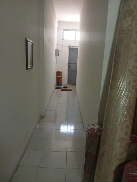 Tirane, jepet me qera apartament 5+1 Kati 1, 2.500 € 