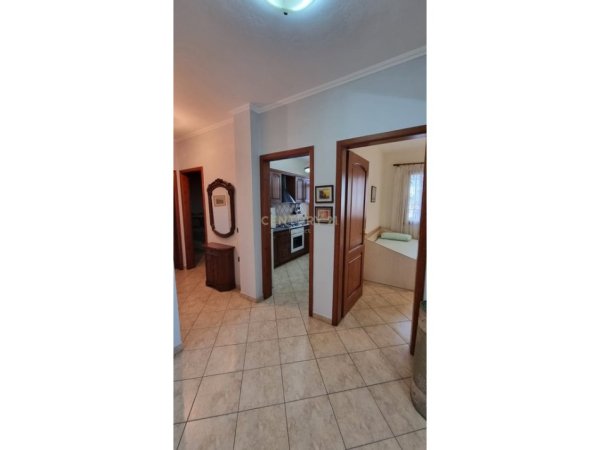 Tirane, jepet me qera apartament 2+1+Aneks+Ballkon Kati 3, 120 m² 650 € 