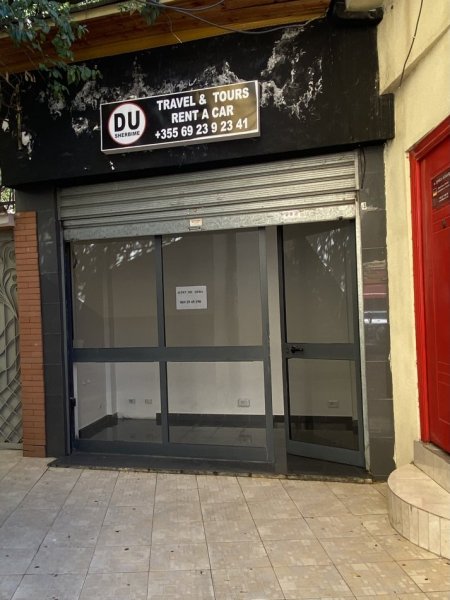 Tirane, jepet me qera dyqan Kati -1, 140 € (Rruga e Durresit)