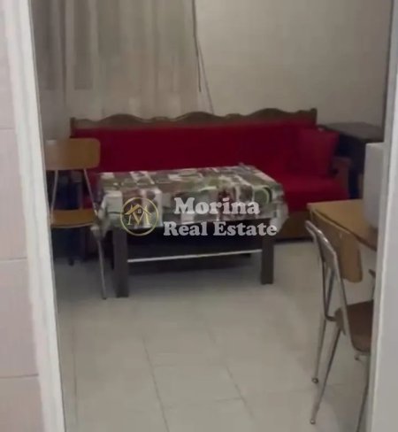 Tirane, jepet me qera shtepi 1+1 Kati 1, 60 m² 400 € (Rruga Haxhi Hysen Dalliu, Stacioni i Trenit)