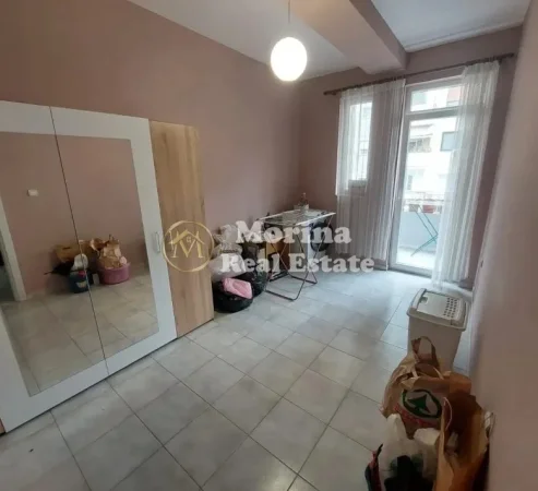 Tirane, shitet shtepi 3 Katshe , 210 m² 450.000 € (Shkolla e Baletit)