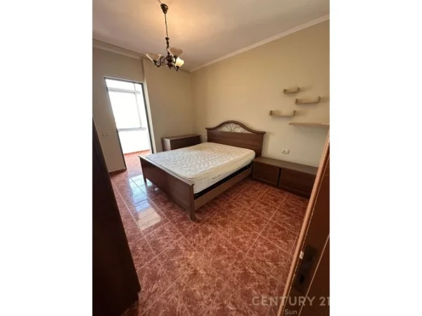 Tirane, jepet me qera apartament 1+1 Kati 6, 60 m² 450 € 