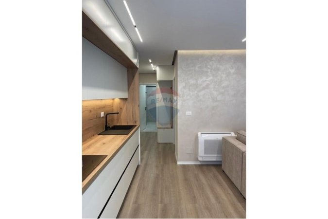 Tirane, shitet apartament 1+1+Ballkon , 75 m² 175.000 € 