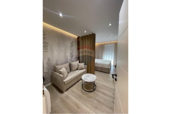 Tirane, shitet apartament 1+1+Ballkon , 75 m² 175.000 € 